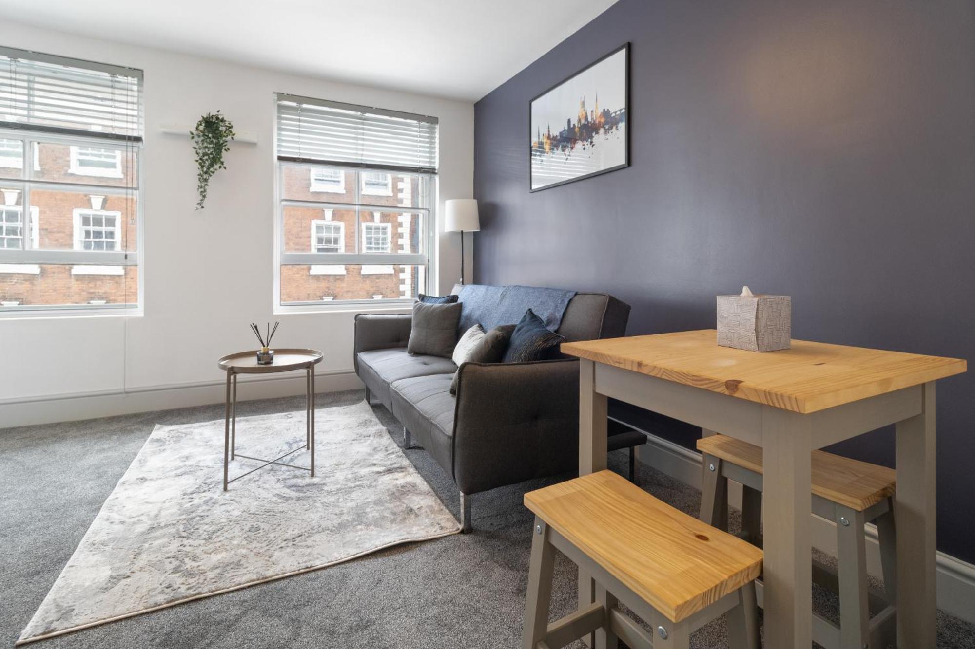 Apartment Whiskawaystays - Foregate Street - 4 *