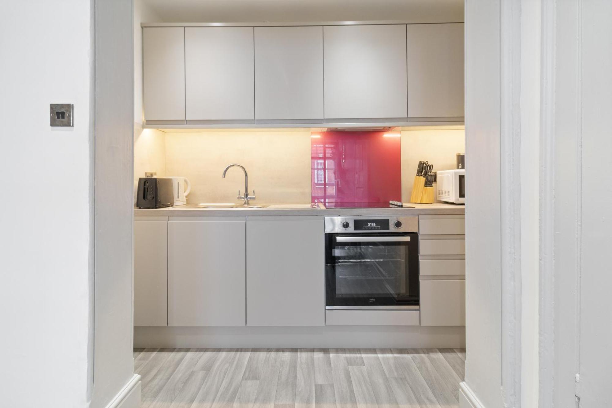 Whiskawaystays - Foregate Street - 4 Apartment